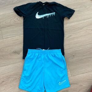Boys, Nike short/shirt set, size S
